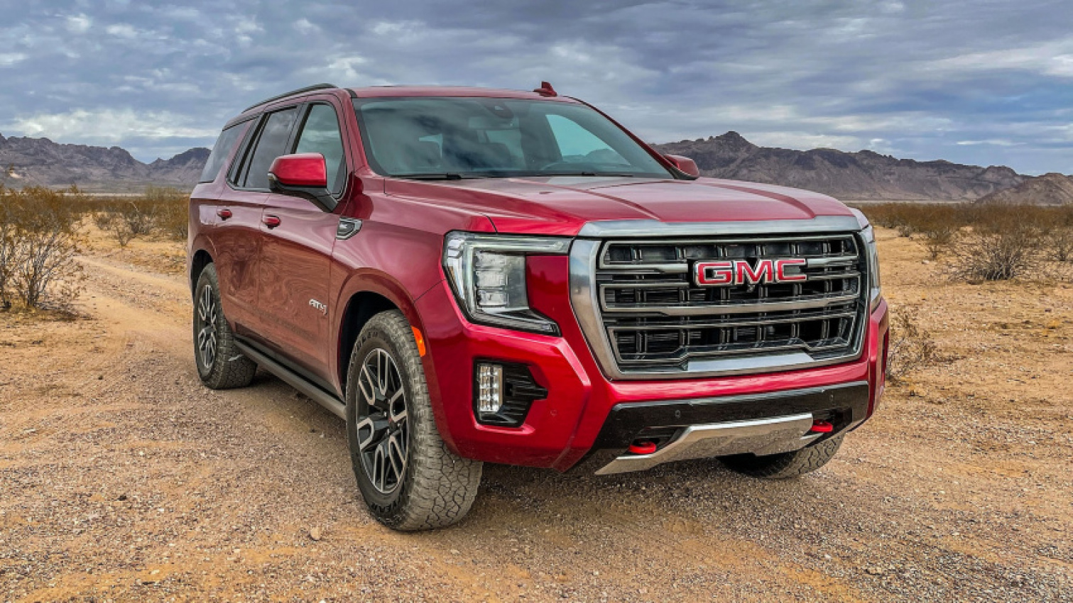autos, cars, gmc, reviews, gmc yukon, 2021 gmc yukon at4 long-term report: a lot of off-roading, a touch of towing, and more fun features