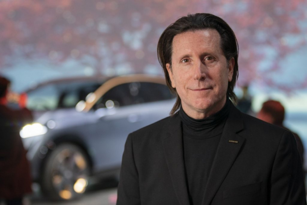 autos, cars, nissan, autos nissan, nissan’s alfonso albaisa named newsweek’s designer of the year
