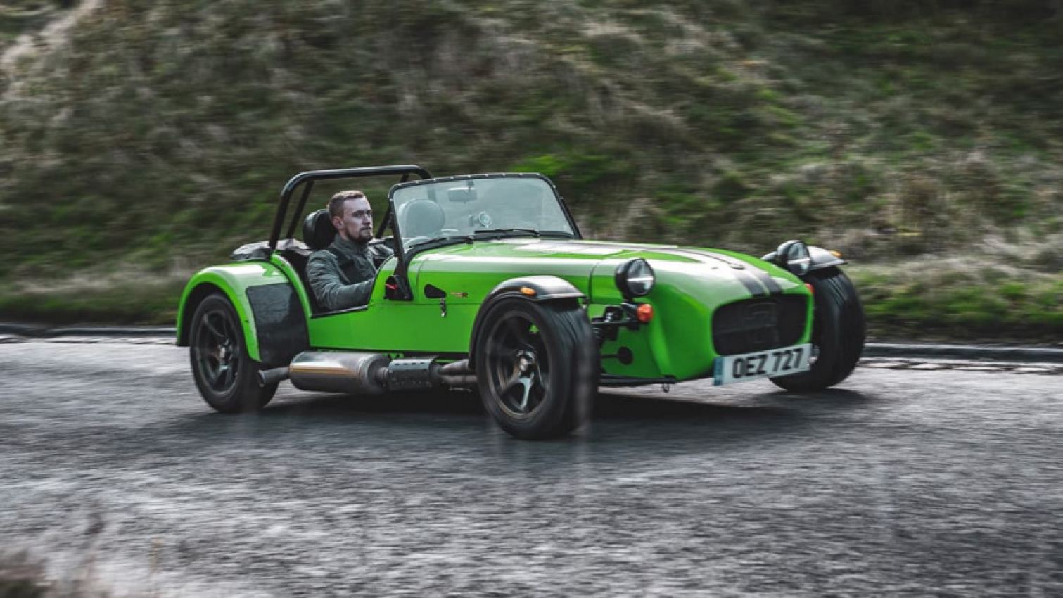autos, cars, caterham, reviews, caterham seven 420r review: pure driving thrills and a complete bargain