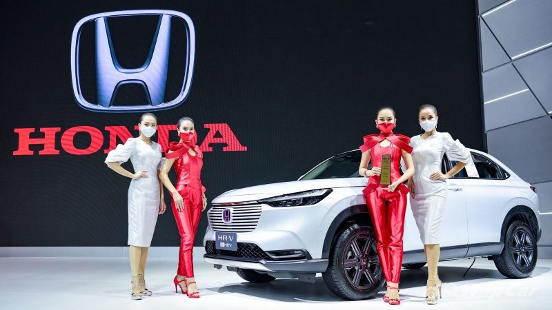 autos, cars, honda, toyota, toyota corolla cross, 2022 honda hr-v to launch in malaysia in july, aimed at toyota corolla cross