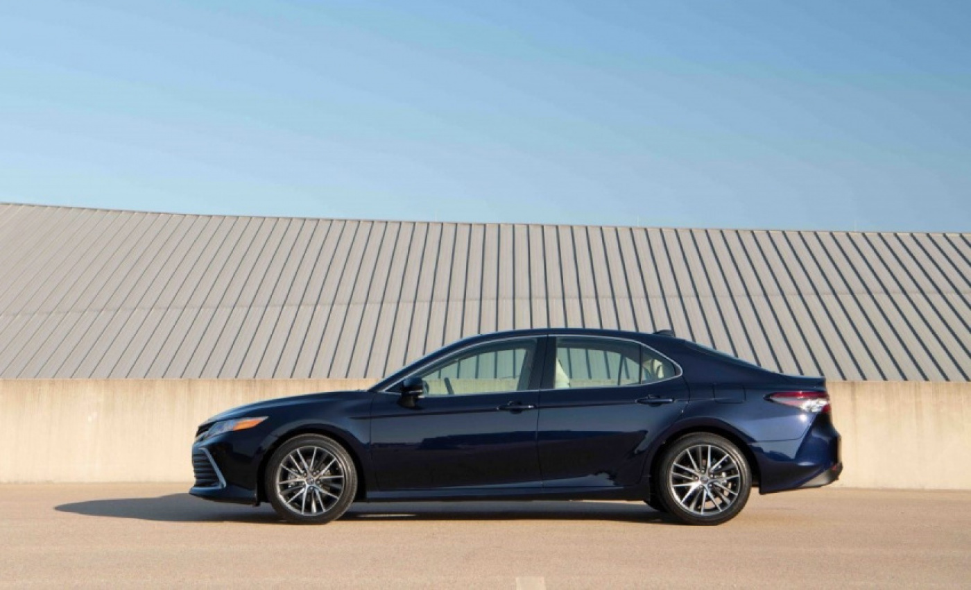 autos, cars, toyota, camry, car sales, toyota camry, the toyota camry is 2022’s best-selling car