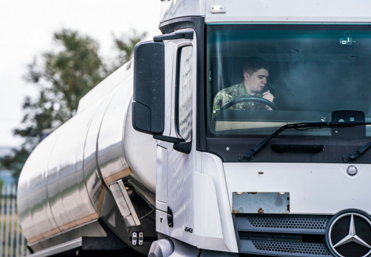 autos, cars, car accidents, car safety, trucks, the truck driver shortage isn’t a new issue — the turnover rate in 2019 was 91%