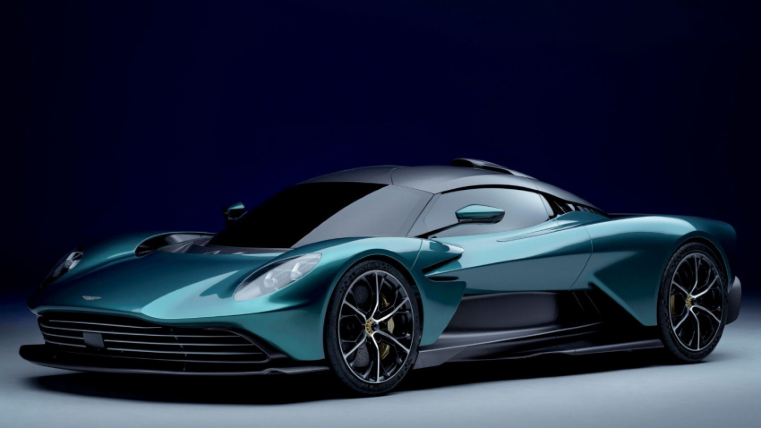 aston martin, autos, cars, american, asian, celebrity, classic, client, europe, exotic, features, handpicked, luxury, modern classic, muscle, news, newsletter, off-road, sports, trucks, aston martin executive says electric cars aren’t viable