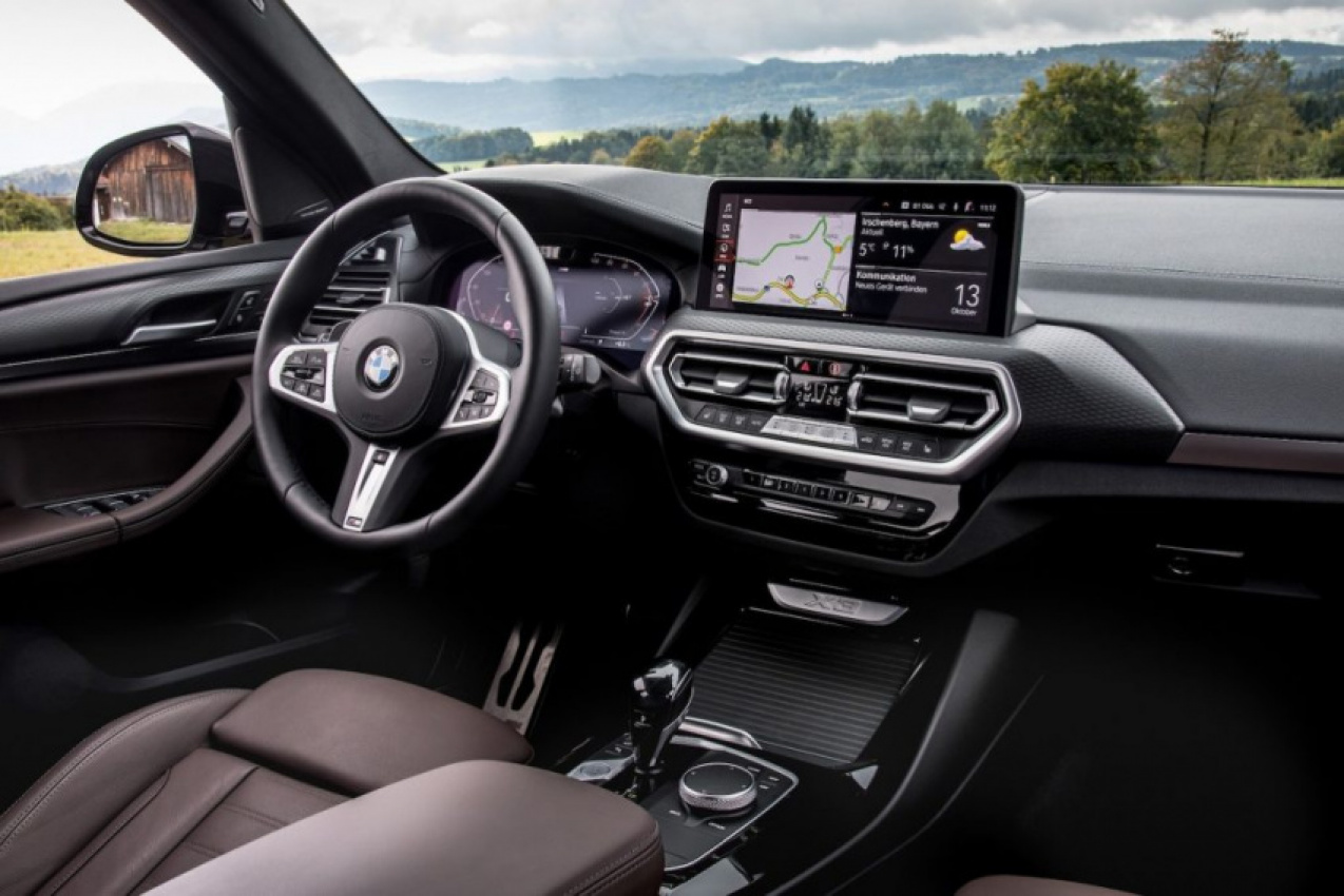 autos, bmw, cars, infotainment, using bmw’s gesture control makes you feel like an infotainment magician