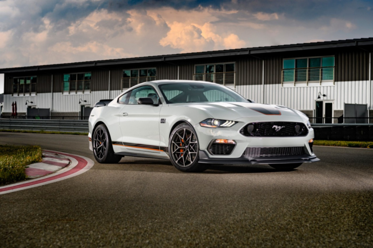 autos, cars, ford, android, ford mustang, muscle cars, mustang, used cars, android, the only used ford mustangs worth buying, according to hotcars