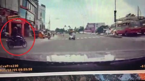 autos, bmw, cars, 320d, accidents, bajaj auto, bmw 3 series, dominar 250, dominar 400, indian, member content, bajaj dominar crashes into my bmw 320d while merging onto the highway