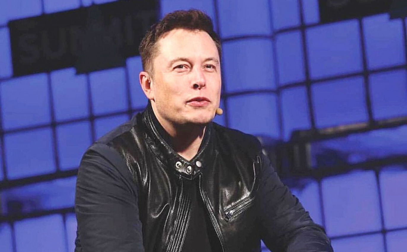 autos, cars, news, space, spacex, tesla, elon musk’s most recent jab at the sec prompts a new reaction from tesla shareholders