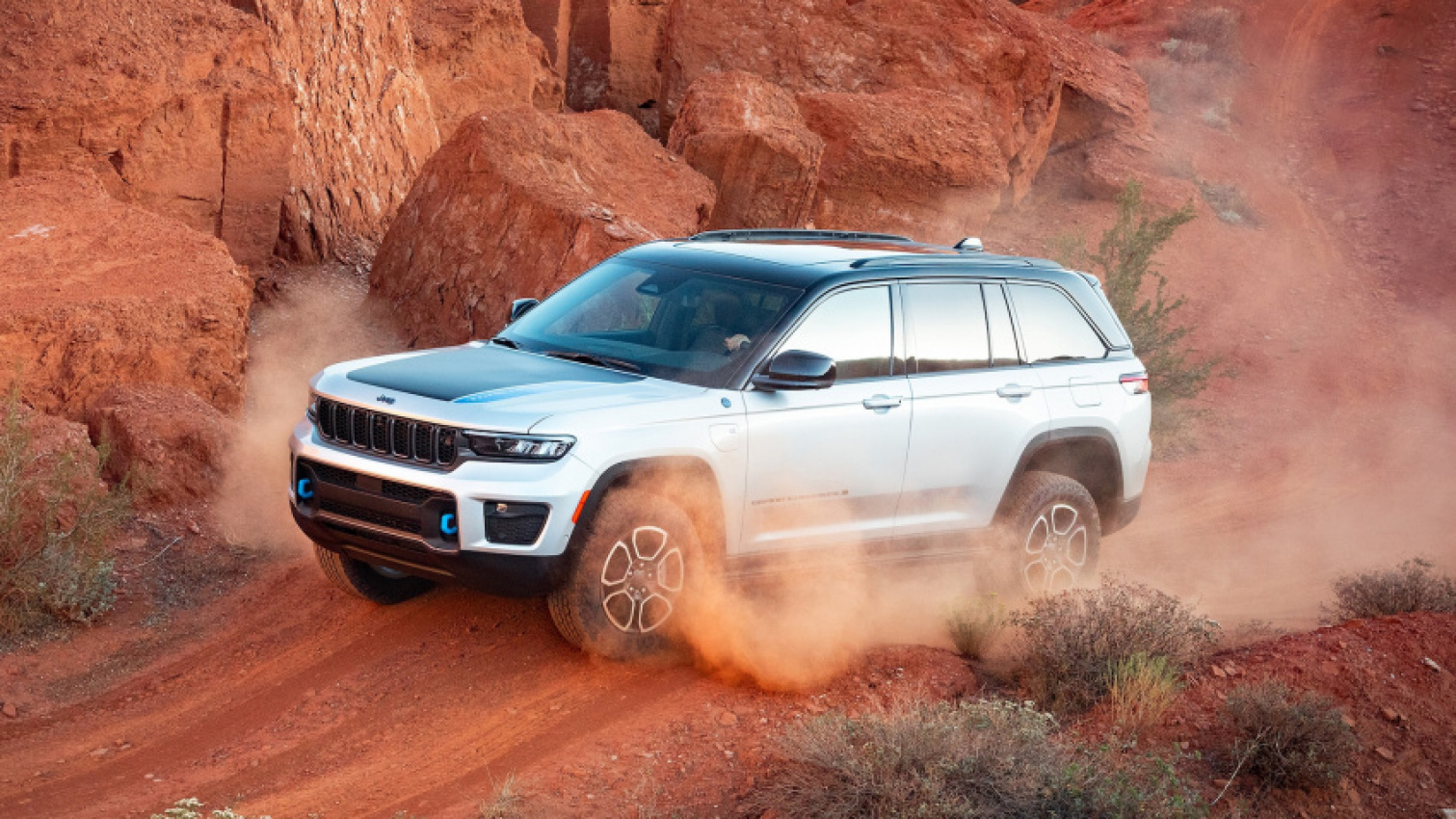 autos, cars, jeep, reviews, jeep grand cherokee, 2022 jeep grand cherokee 4xe first drive: but wait, there’s more to this hybrid!