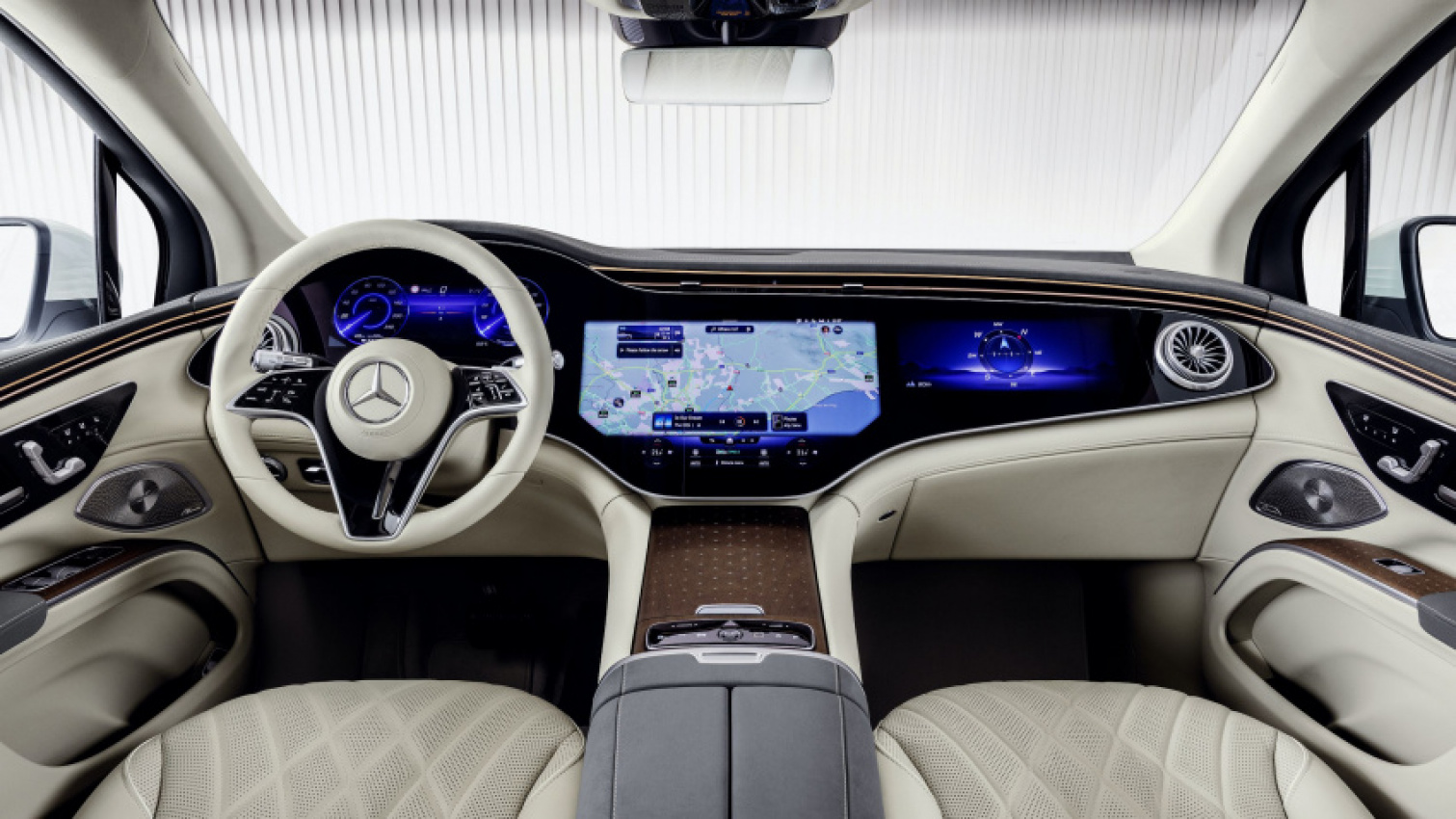 autos, cars, mercedes-benz, motoring, mercedes, the mercedes-benz eqs suv is the 3-row fancy family hauler of the future