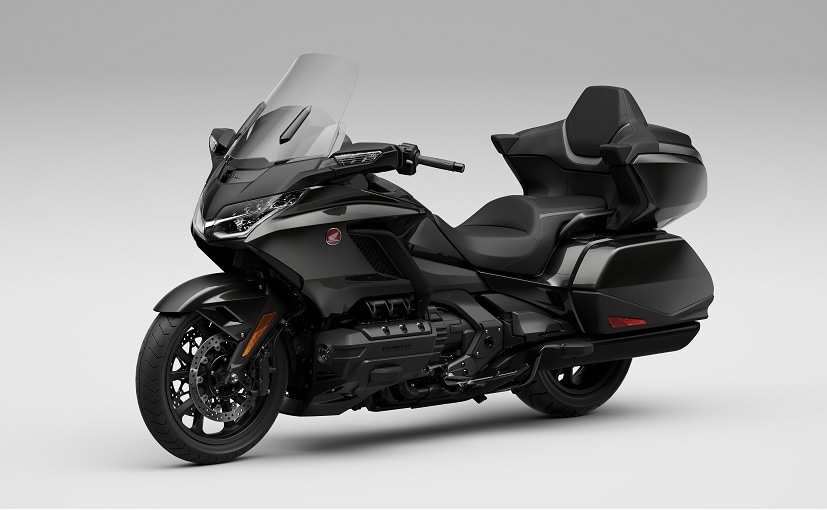 autos, cars, honda, 2022 gold wing tour dct, android, auto news, carandbike, gold wing, honda gold wing tour, honda two wheelers, news, android, 2022 honda gold wing tour launched in india, priced at ₹ 39.20 lakh