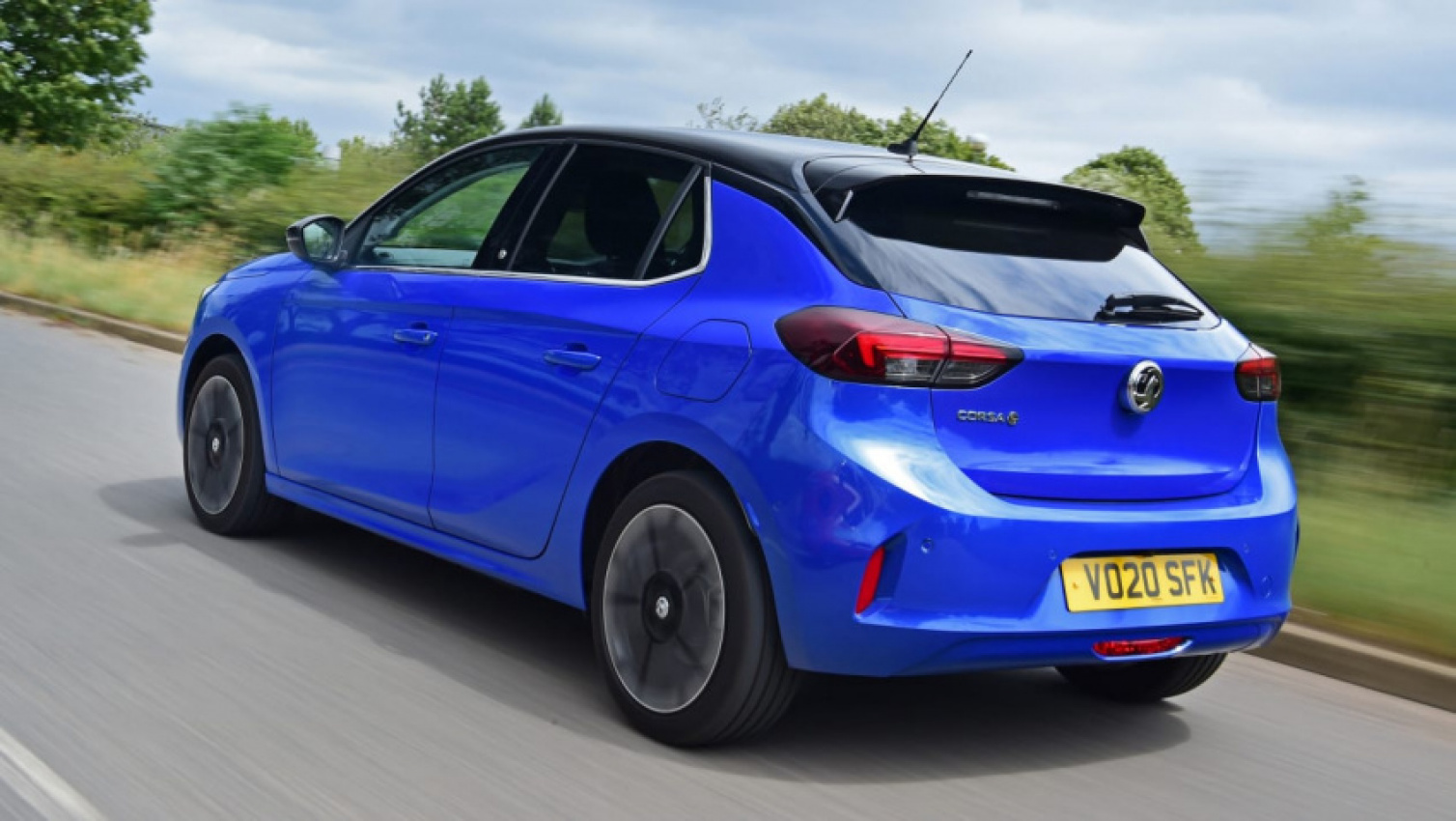 autos, cars, reviews, android, corsa-e hatchback, electric cars, superminis, android, vauxhall corsa-e hatchback review