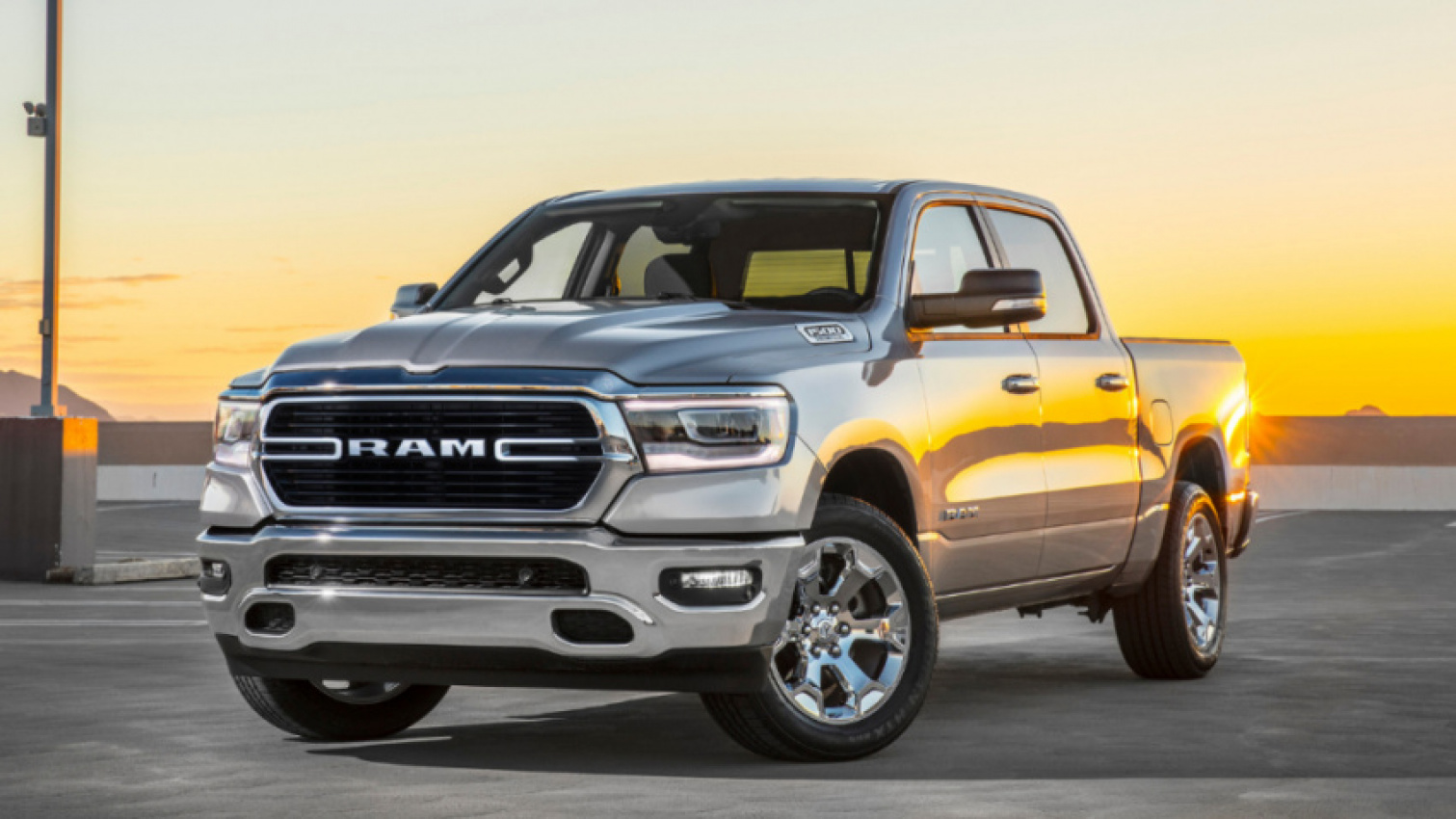 autos, cars, trucks, what brand is offering the most cash back on a full-sized truck