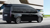 autos, cars, hyundai, mini, hyundai staria lounge limousine is a posh minivan with tall roof, 25-inch screen