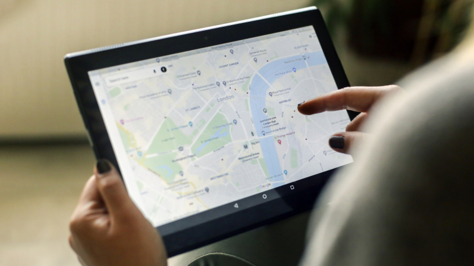 auto, gadgets, google, travel, 8 google maps features you need to start using today