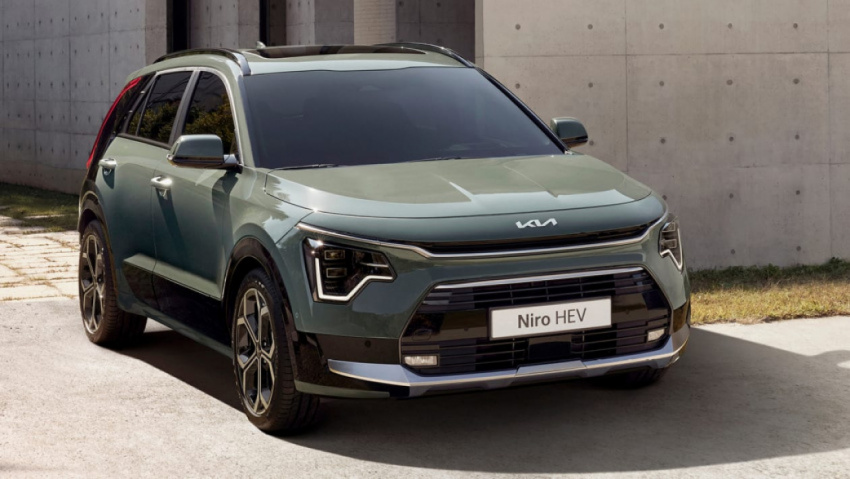autos, cars, kia, android, electric cars, hybrid cars, kia niro, plug-in hybrid cars, small suvs, android, new 2022 kia niro pricing and specifications revealed