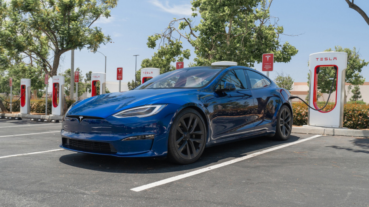 autos, cars, electric vehicle, the fastest-charging electric vehicles you can buy new today