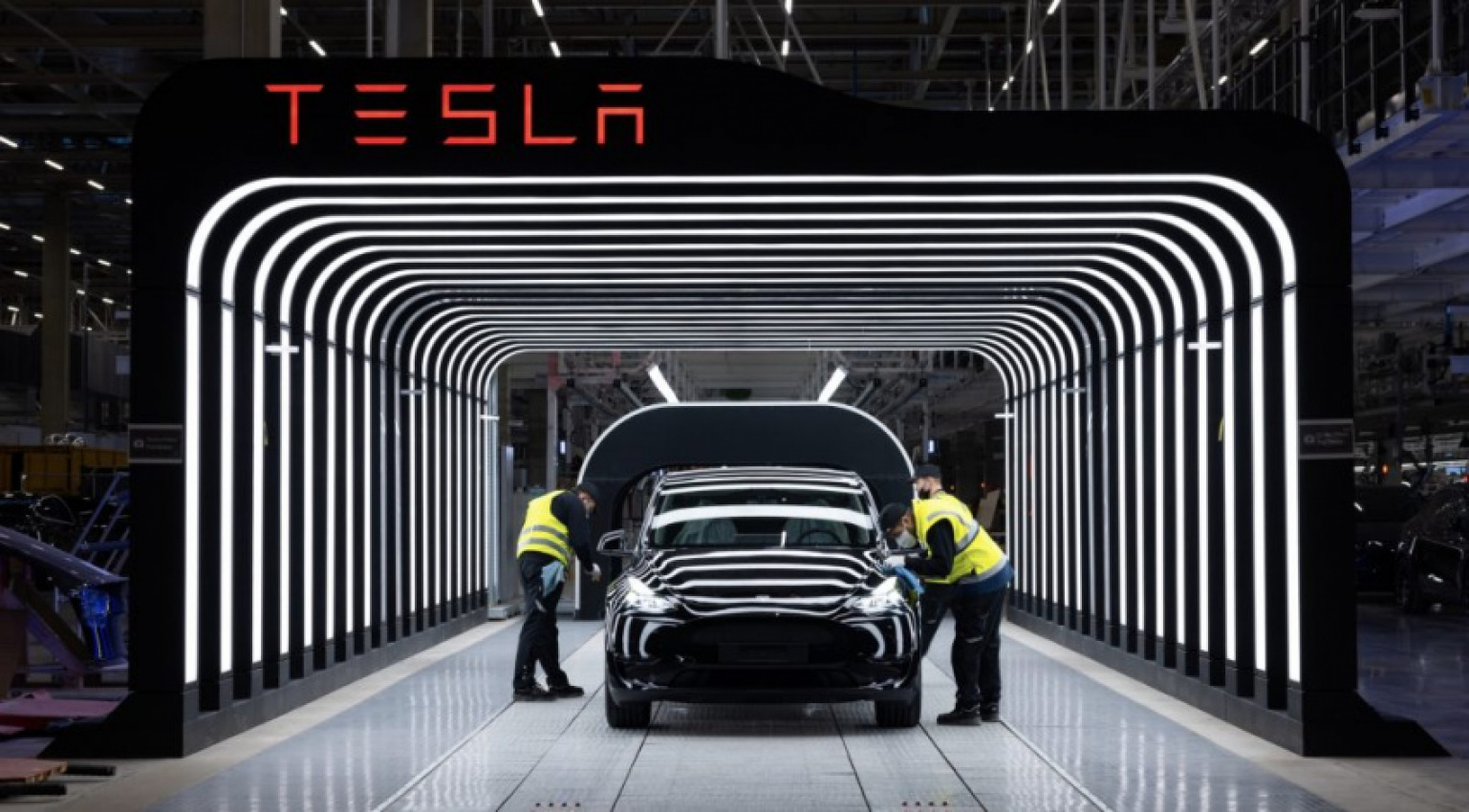autos, cars, news, space, spacex, tesla, tesla (tsla) q1 2022 earnings results: another beat with 19% operating profit and margin