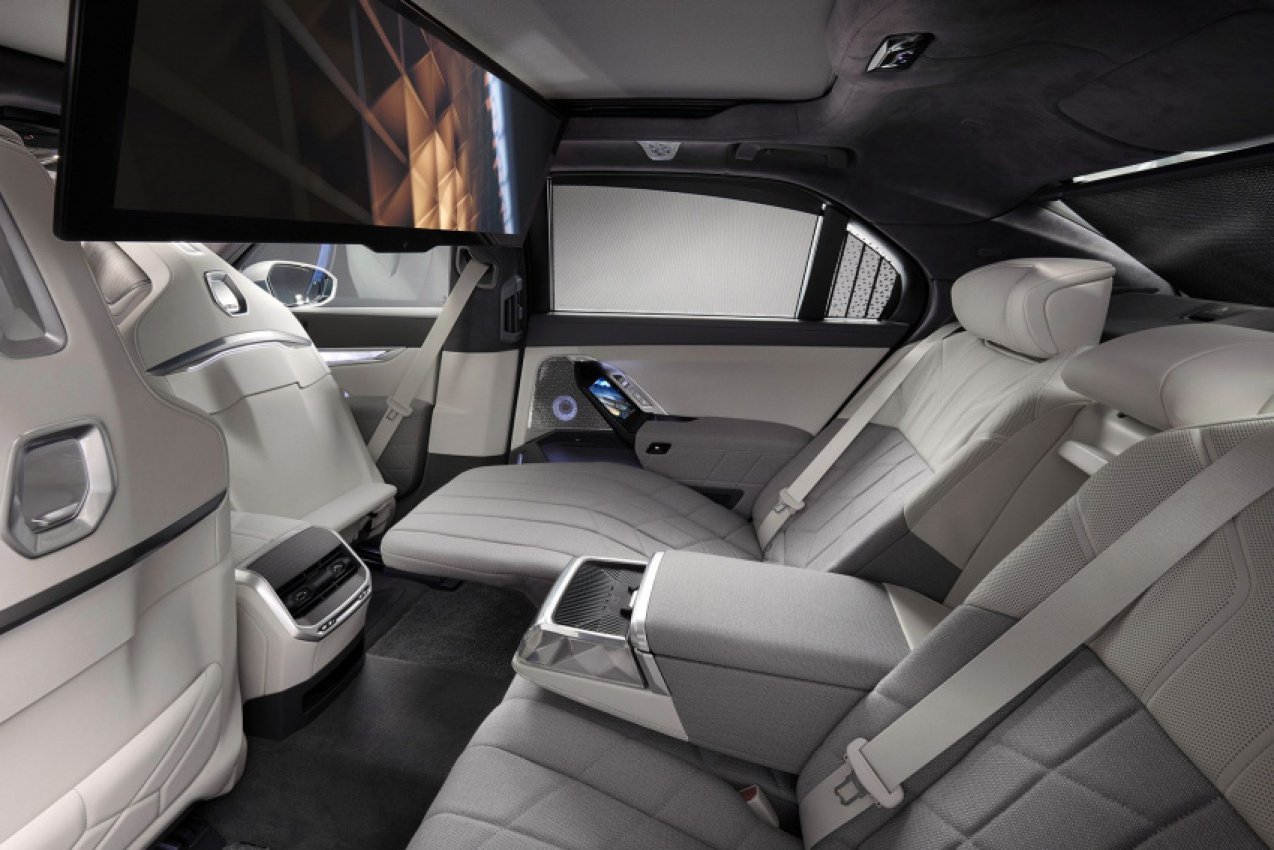autos, bmw, cars, luxury, amazon, amazon, first look: 2023 bmw i7 xdrive60