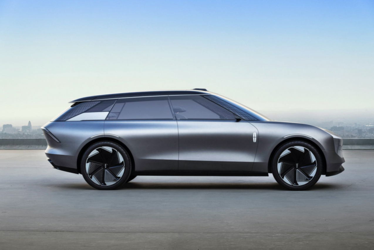 autos, cars, lincoln, lincoln's electric star suv literally unfolds to put on a light show