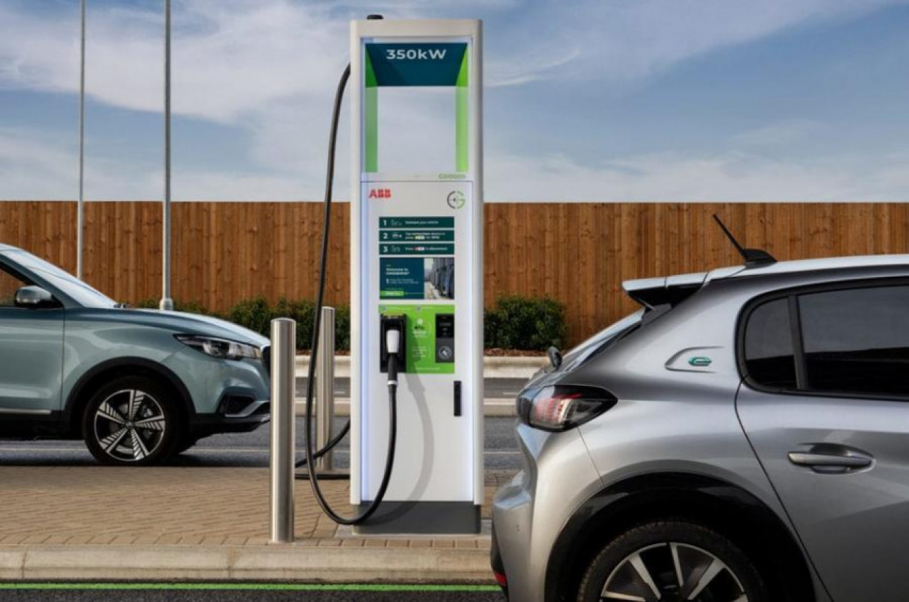 autos, cars, electric vehicle, car news, consumer, number of electric car chargers in the uk soars by 33%