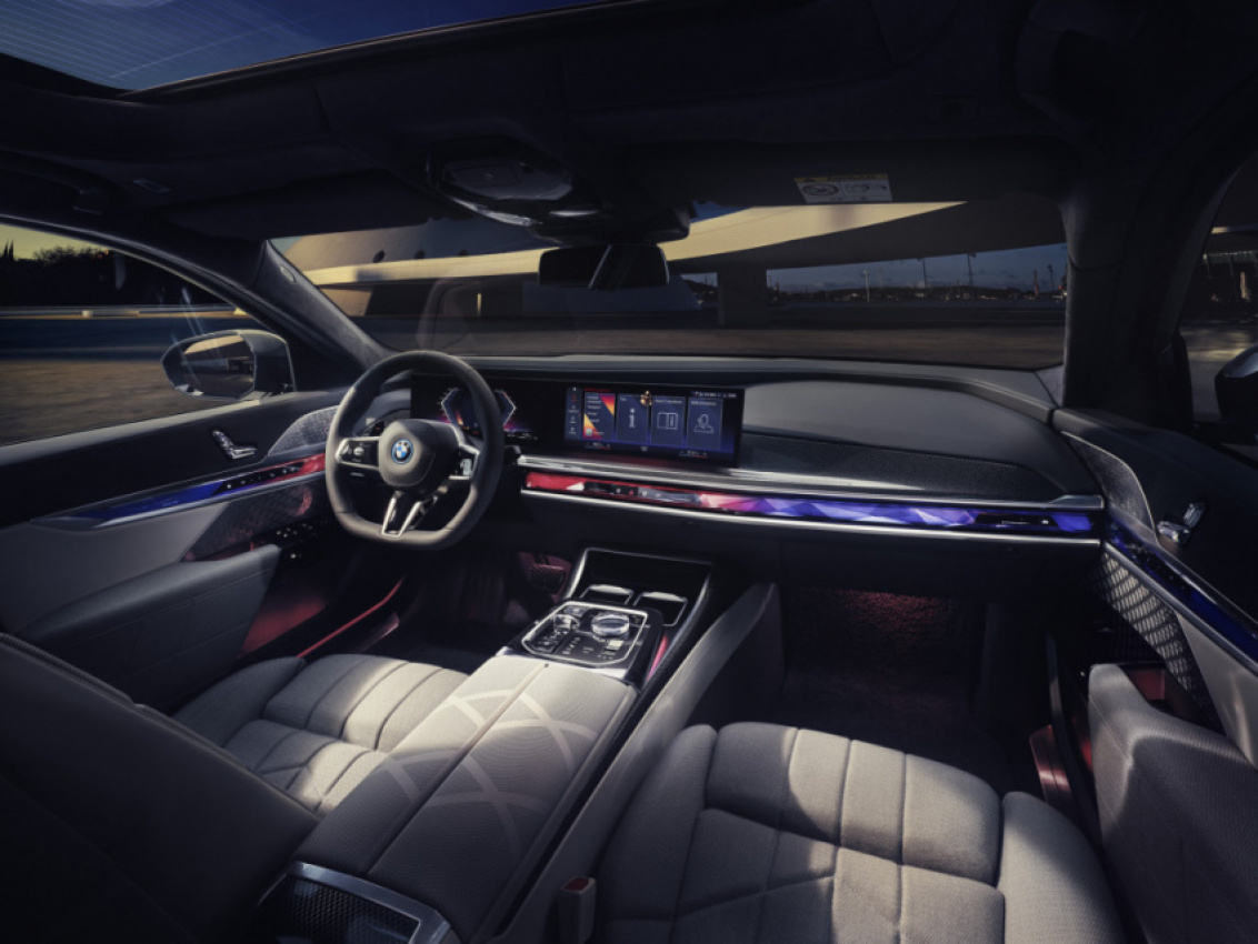 autos, bmw, cars, bmw 7-series news, bmw news, electric cars, luxury cars, performance, sedans, bmw 7-series to spawn more powerful m760e plug-in hybrid and i7 m70 electric versions