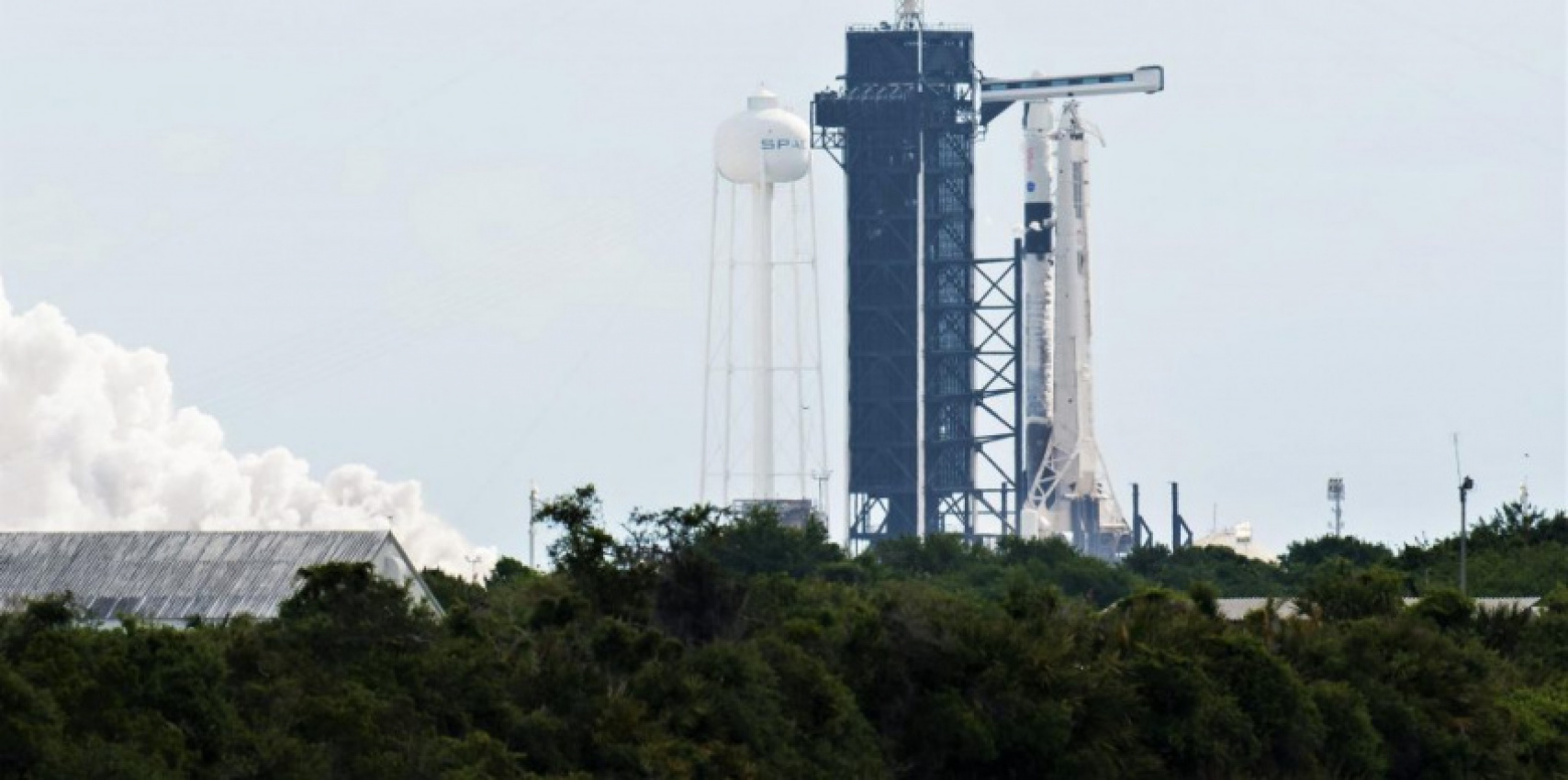 autos, cars, space, spacex, tesla, spacex static fires crew-4’s falcon 9 rocket as axiom-1 return delay grows