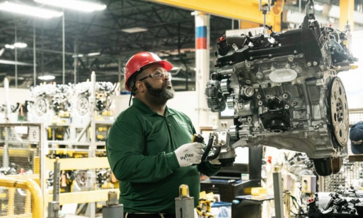 autos, cars, industry news, toyota, combustion engine, four-cylinder, ice, industry news, investment, us, v6, v8, toyota announces r5.8 billion investment in production of four-cylinder engines.
