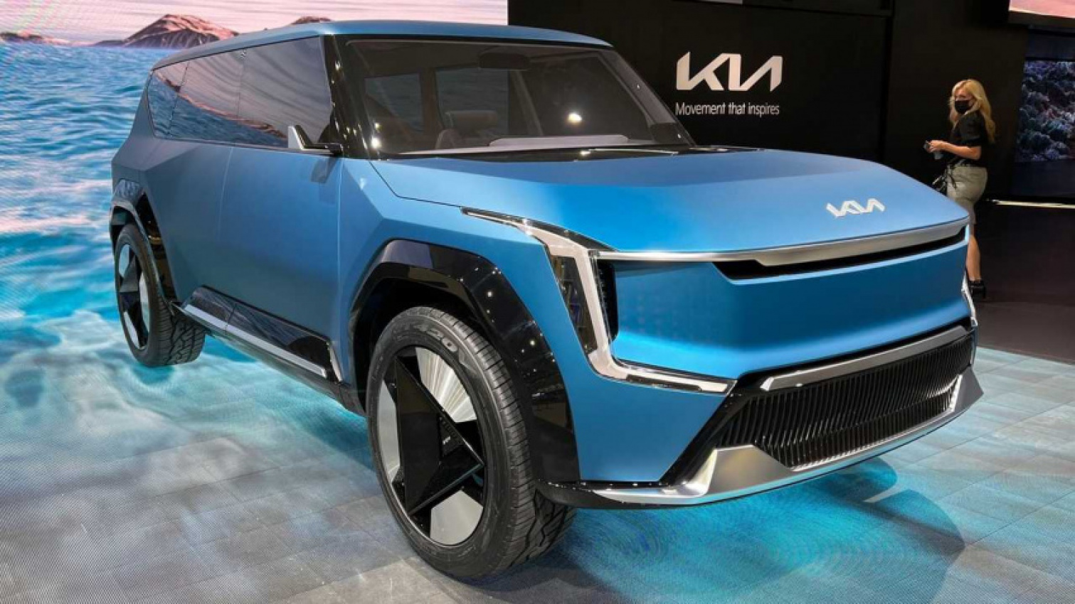 autos, cars, kia, $50,000 kia ev9 coming to the us in 2023 with 300-mile range