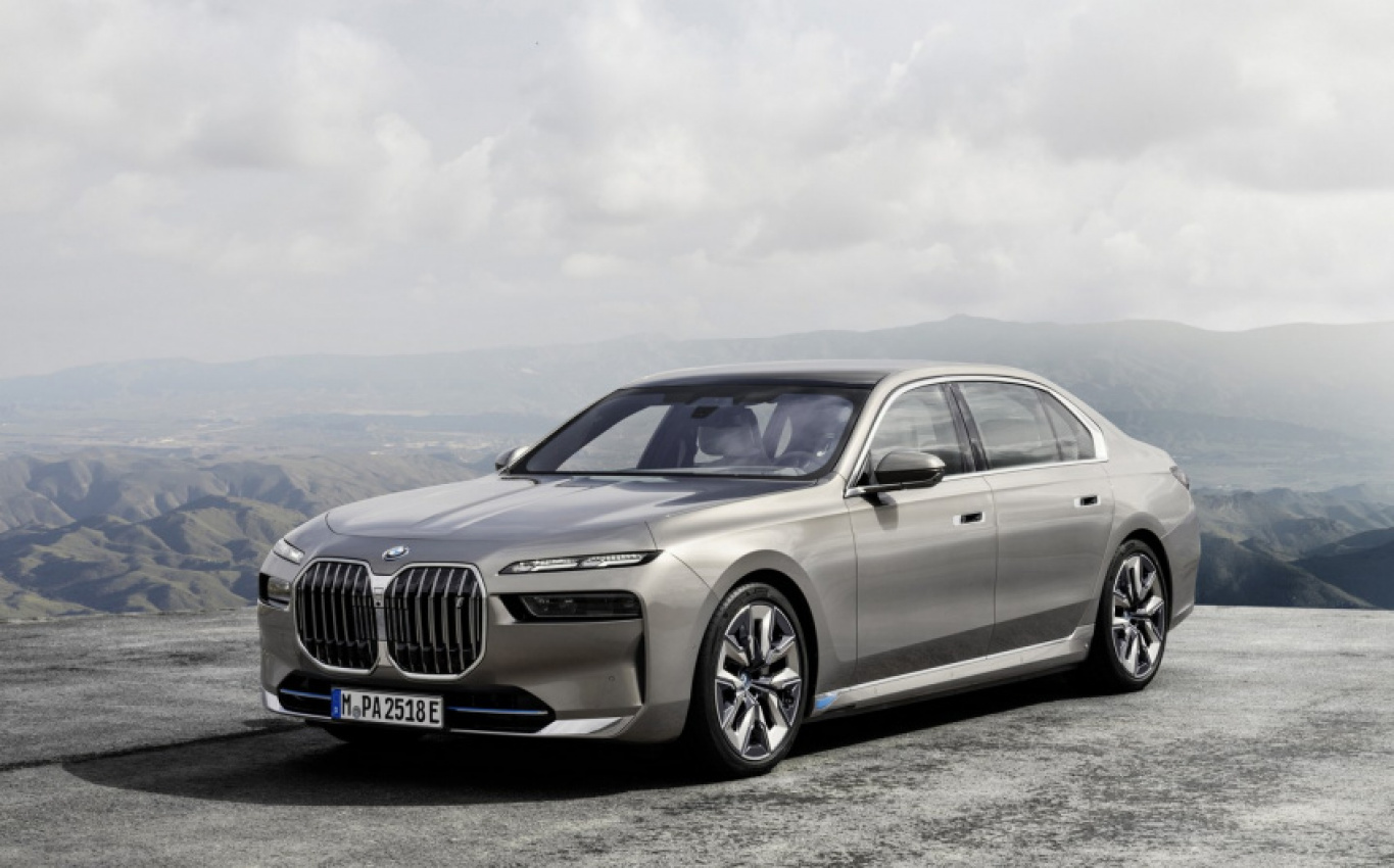 autos, bmw, cars, news, 7 series, amazon, electric cars, limousines, luxury cars, amazon, new bmw 7 series unveiled with electric i7 variant available from launch