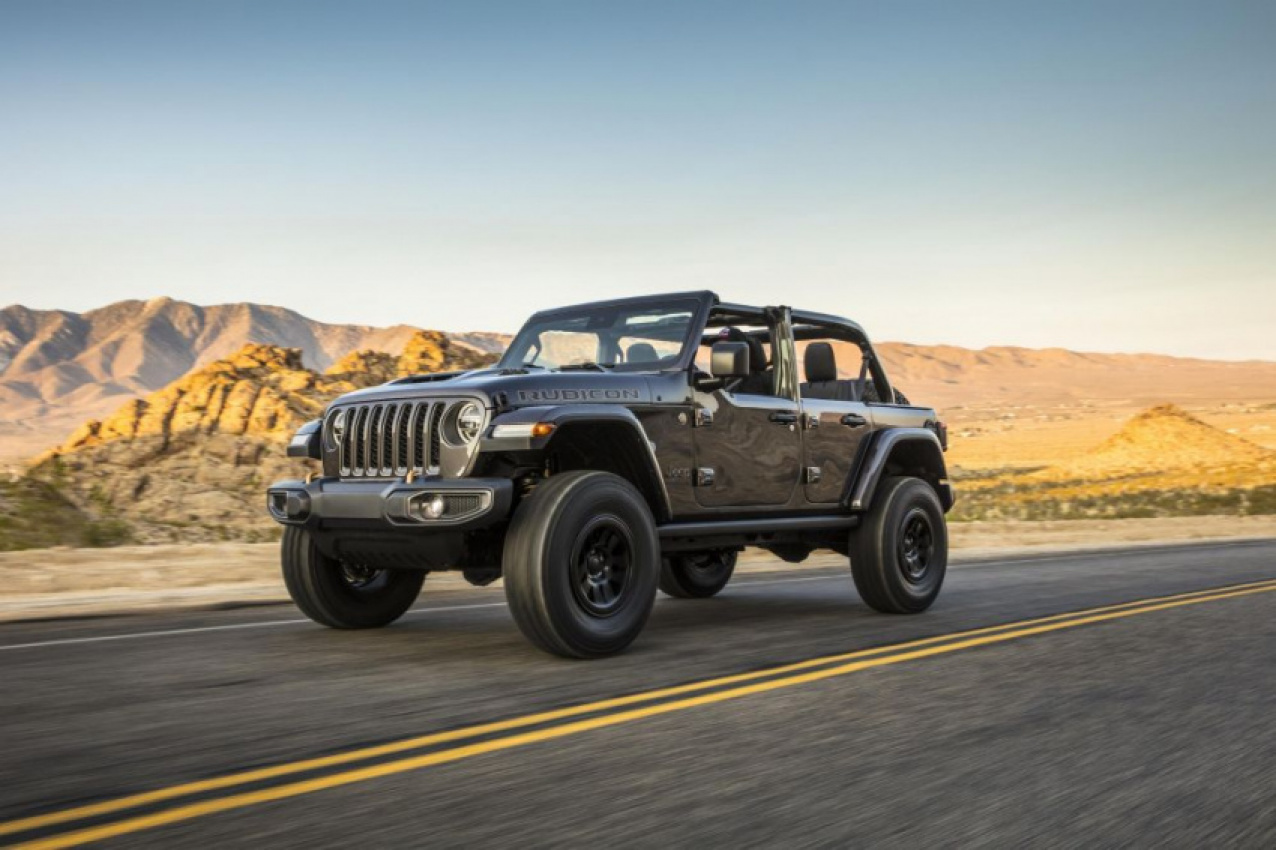 autos, cars, jeep, jeep gladiator, jeep gladiator 4xe plug-in hybrid coming, v8 ruled out - report