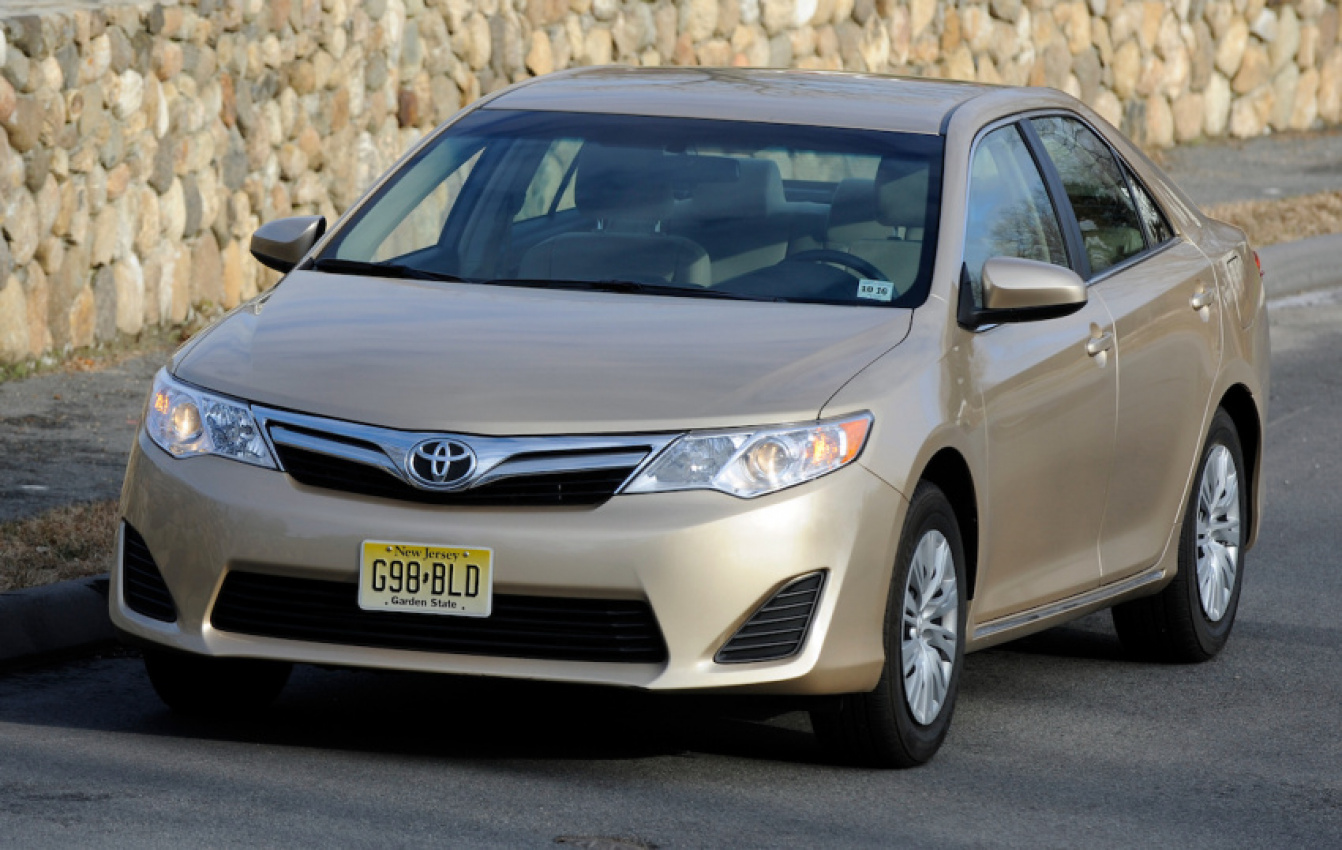 autos, cars, ford, toyota, camry, toyota camry, used cars, the 2012 toyota camry is an affordable used car under $15,000