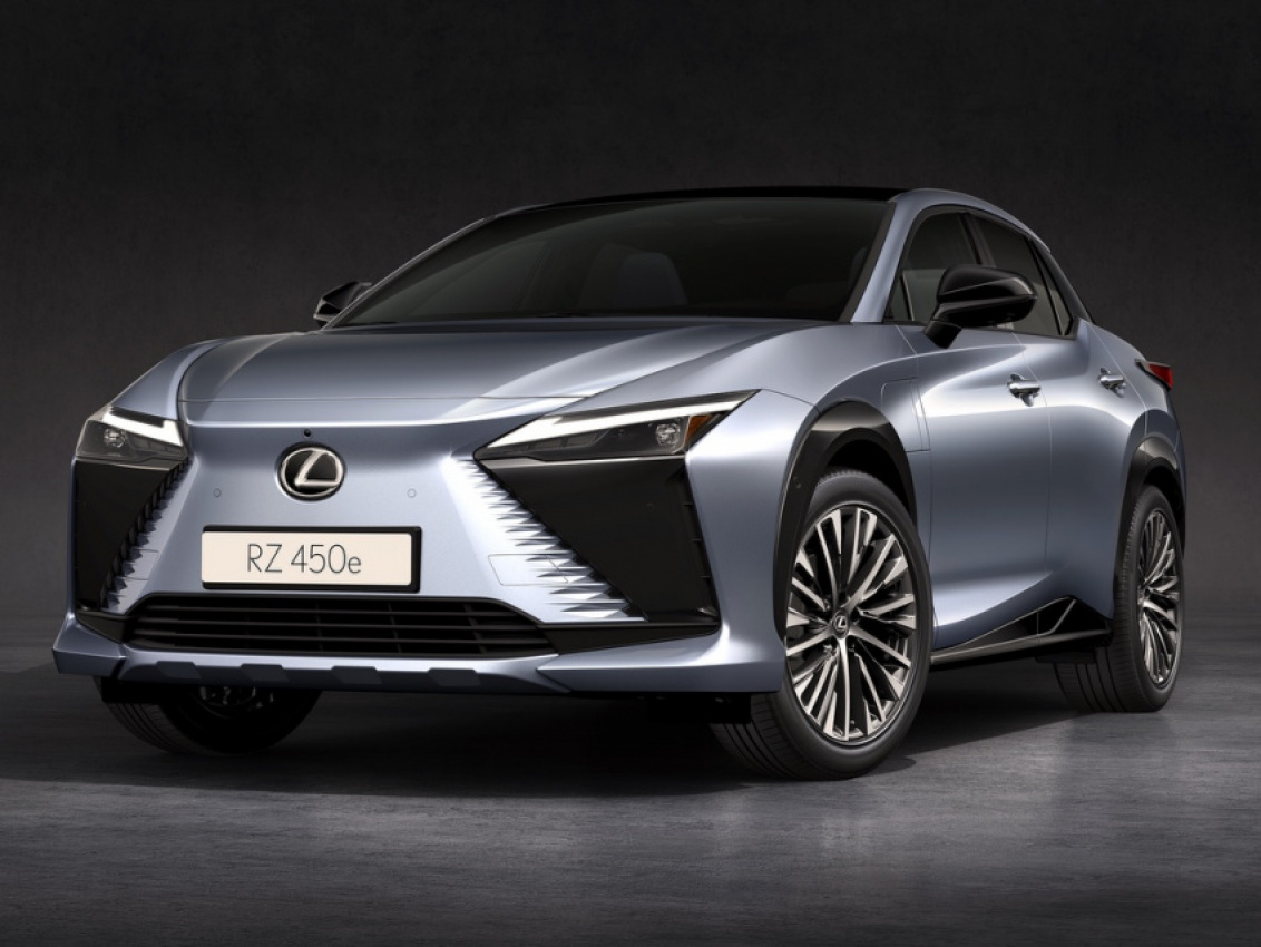 cars, lexus, car reviews, driving impressions, first drive, goauto, road tests, rz450e, details firm on lexus rz450e