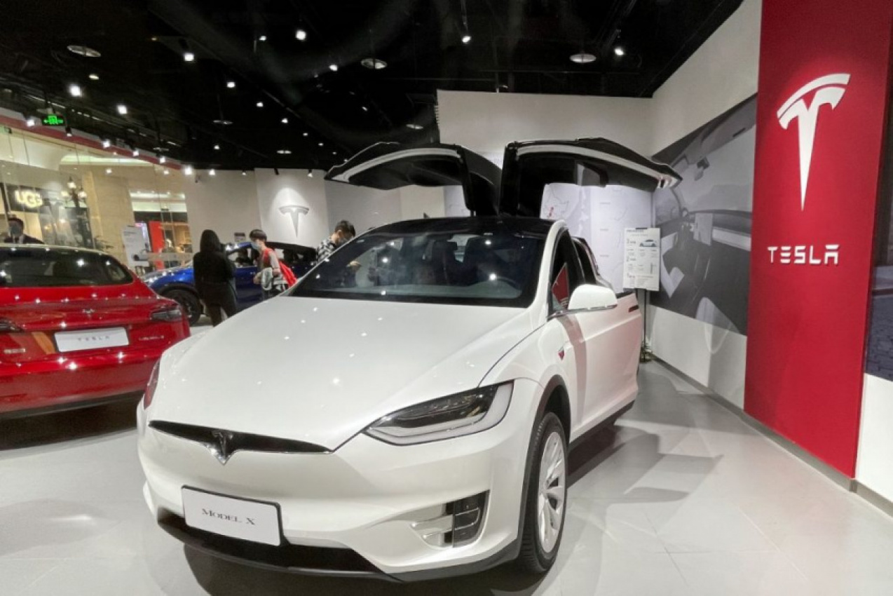 autos, cars, tesla, electric vehicles, why can’t you buy your leased tesla?