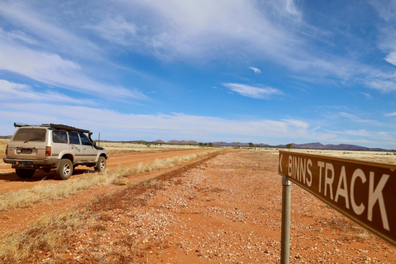 autos, cars, explore, exploring plenty highway and binns track in the nt