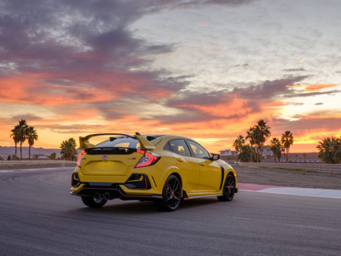 autos, cars, honda, civic, civic type r, honda civic, 4 reasons you should skip a used honda civic type r and buy a civic sport touring instead