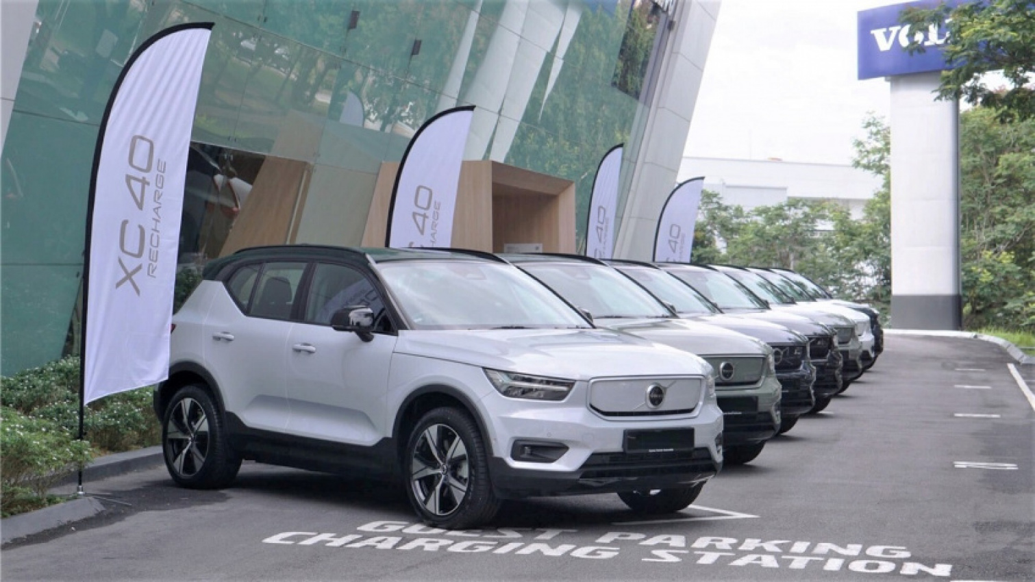 autos, car brands, cars, volvo, automotive, volvo car malaysia, volvo cars, volvo car malaysia delivers first batch of xc40 recharge pure electric to buyers