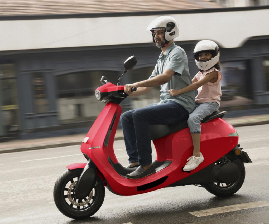asia, autos, cars, technology, ola electric, scooter fire, ola electric recalls more than 1,400 electric scooters