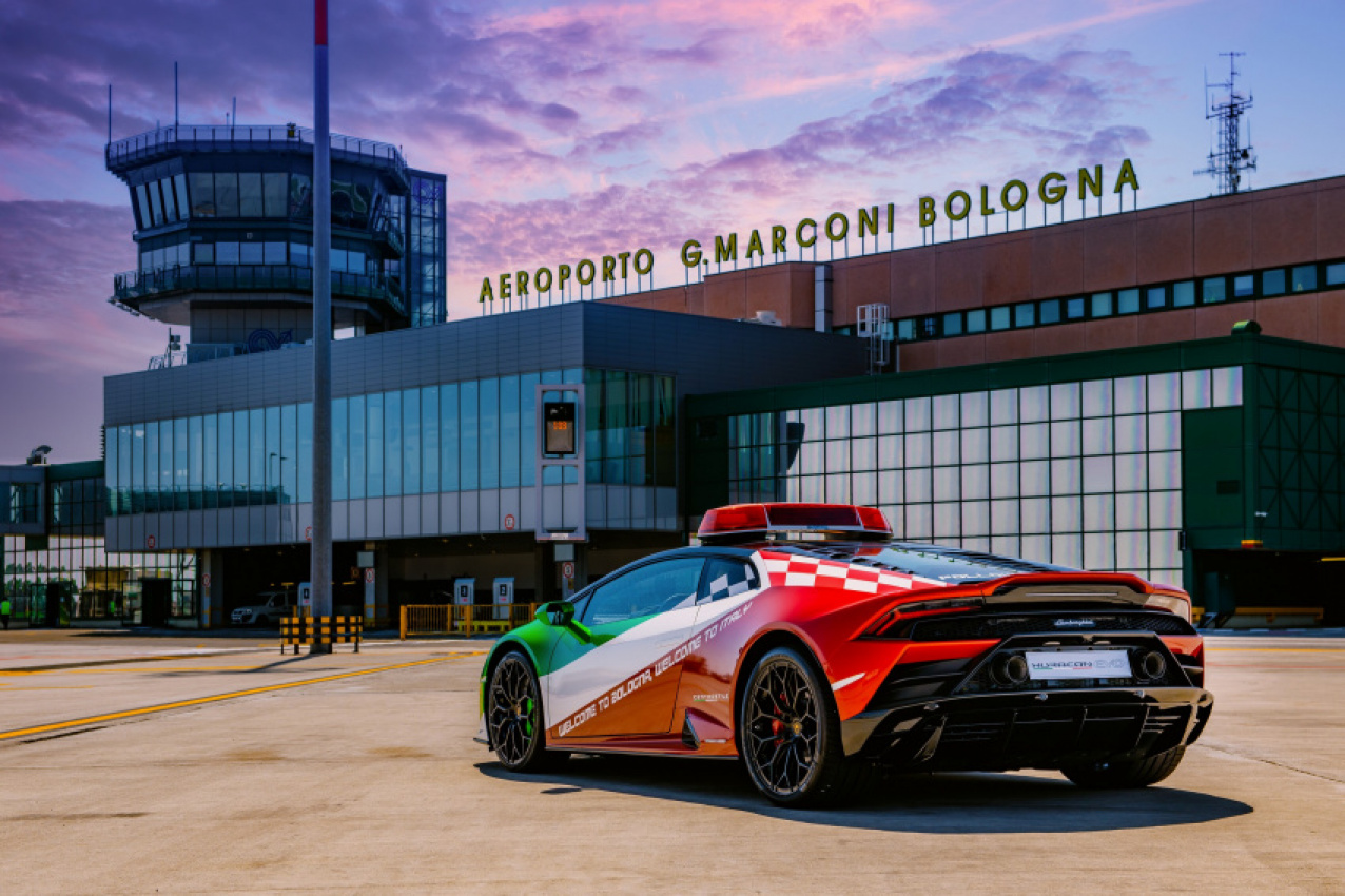 automotive news, autos, cars, lamborghini, huracan, lamborghini huracan, sports car, super car, vnex, lamborghini huracan charges through 20k sales, is top-selling lambo ever