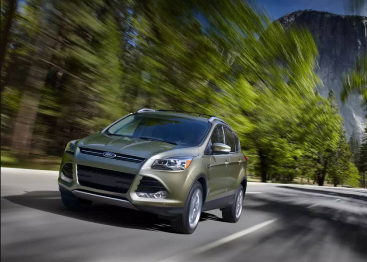 autos, cars, ford, ford escape, vnex, 96,000 ford escapes recalled for rollaway risk