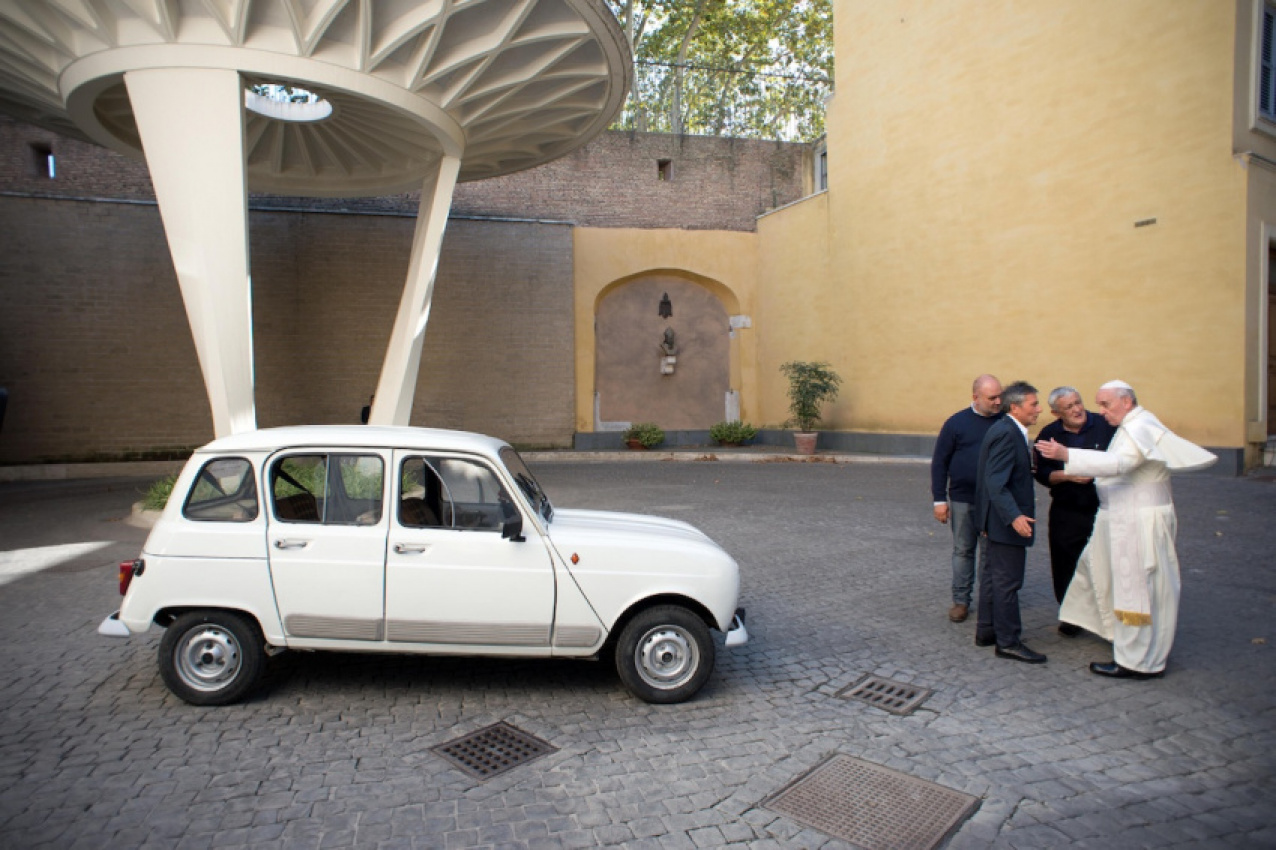 autos, cars, renault, cars, celebrities, when not in the popemobile, pope francis drives an ancient 1984 renault 4l