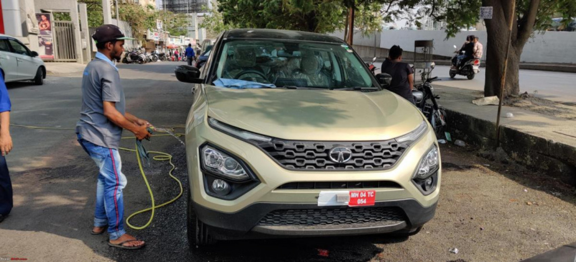 autos, cars, duster, indian, member content, renault duster, tata harrier, how i ended up buying a tata harrier as my old duster awd replacement