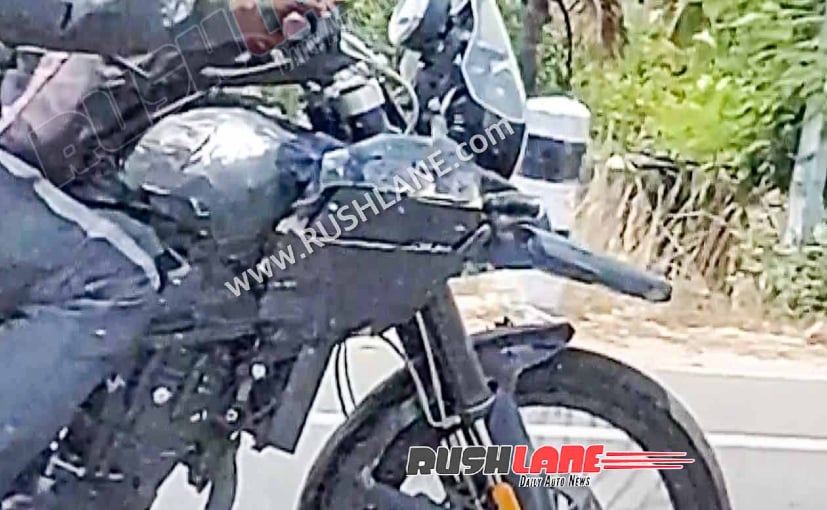 autos, cars, auto news, carandbike, himalayan 450, news, re himalayan 450, royal enfield himalayan 450, royal enfield himalayan 450 spotted on test; likely to be lighter & faster