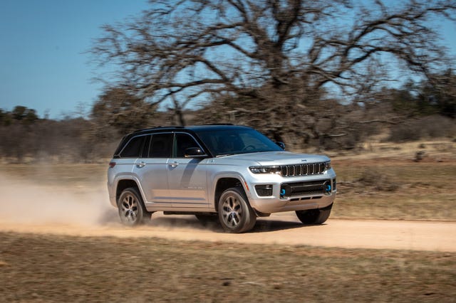 autos, cars, jeep, reviews, jeep grand cherokee, vnex, 2022 jeep grand cherokee 4xe phev brings limited benefits