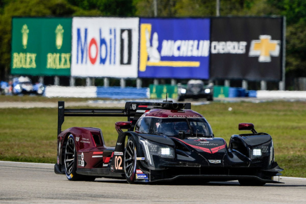 autos, cars, more racing, vnex, alex lynn makes unlikely transition from formula e to top of imsa dpi standings