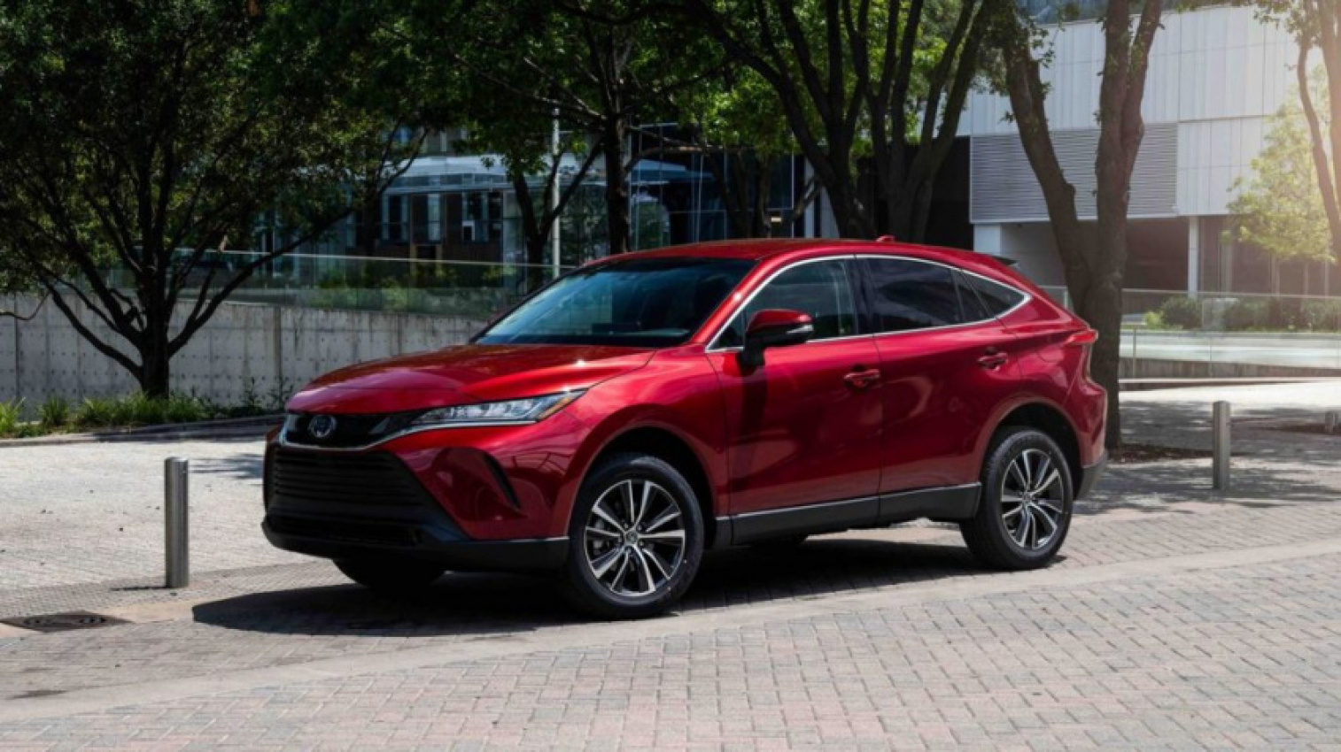 autos, cars, nissan, toyota, crossovers, nissan murano, toyota venza, toyota venza or nissan murano, which is the best suv for $33,000?