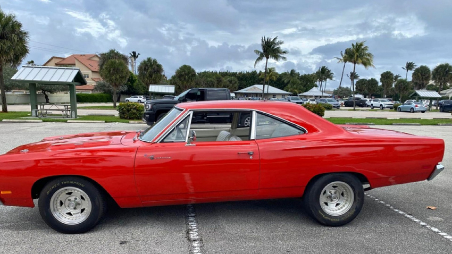 autos, cars, plymouth, american, asian, celebrity, classic, client, europe, exotic, features, handpicked, luxury, modern classic, muscle, news, newsletter, off-road, sports, trucks, vnex, guy tries buying 1969 plymouth road runner, gets scammed instead