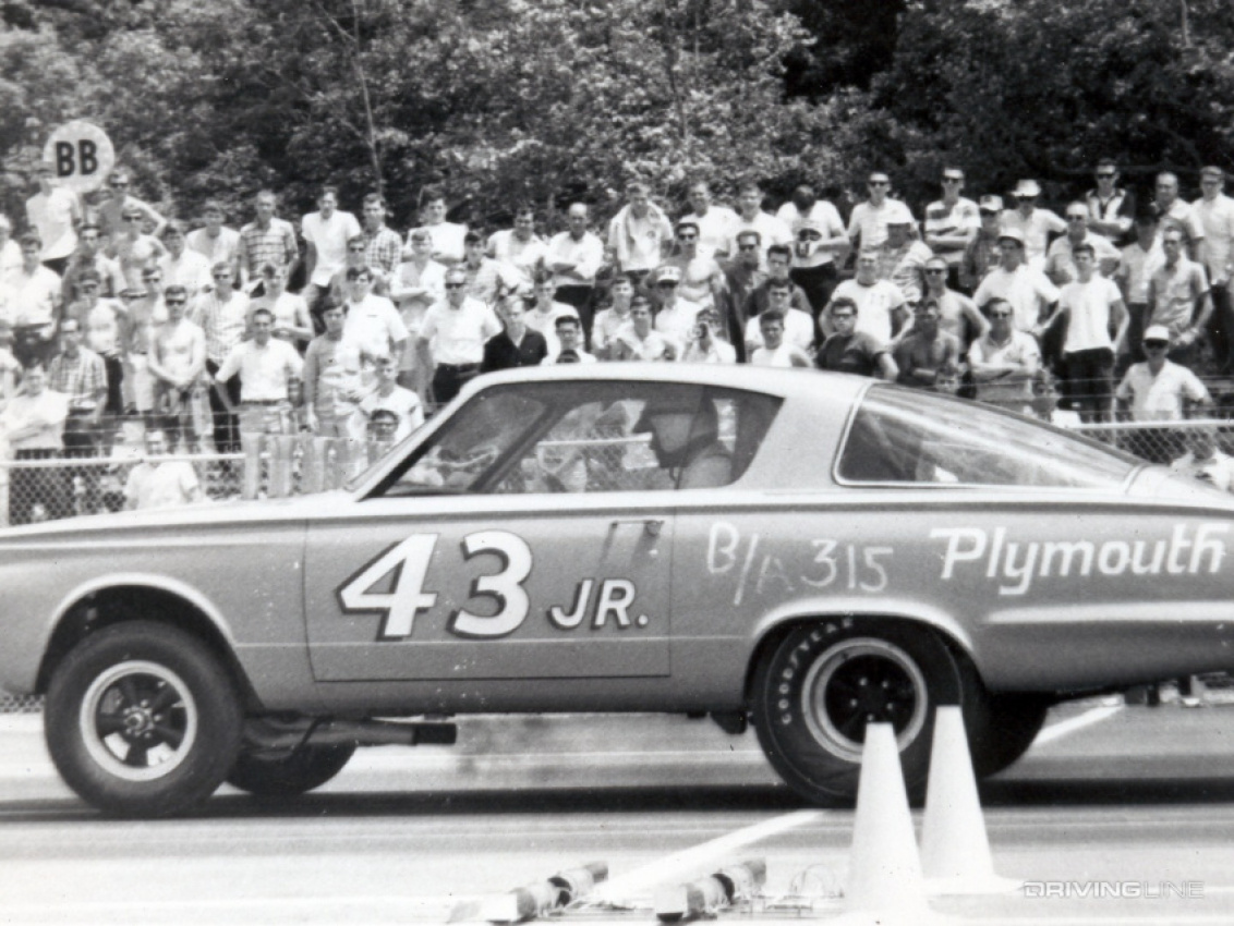 autos, cars, domestic, the 426 hemi v8 was mopar's big block muscle car legend