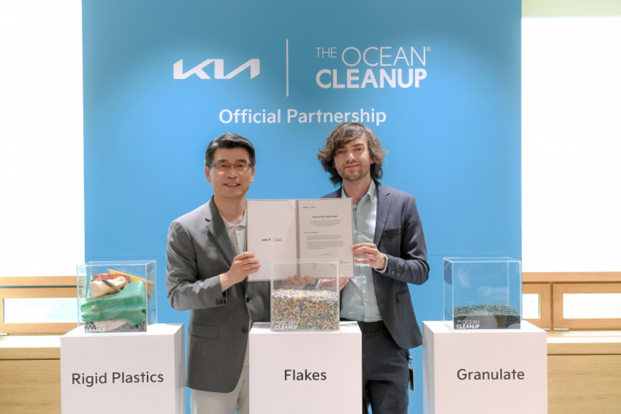 autos, brand content, cars, kia, technology, charity, donation, niro ev, the ocean cleanup, kia partners with the ocean cleanup in journey to become a ‘sustainable mobility solutions provider’
