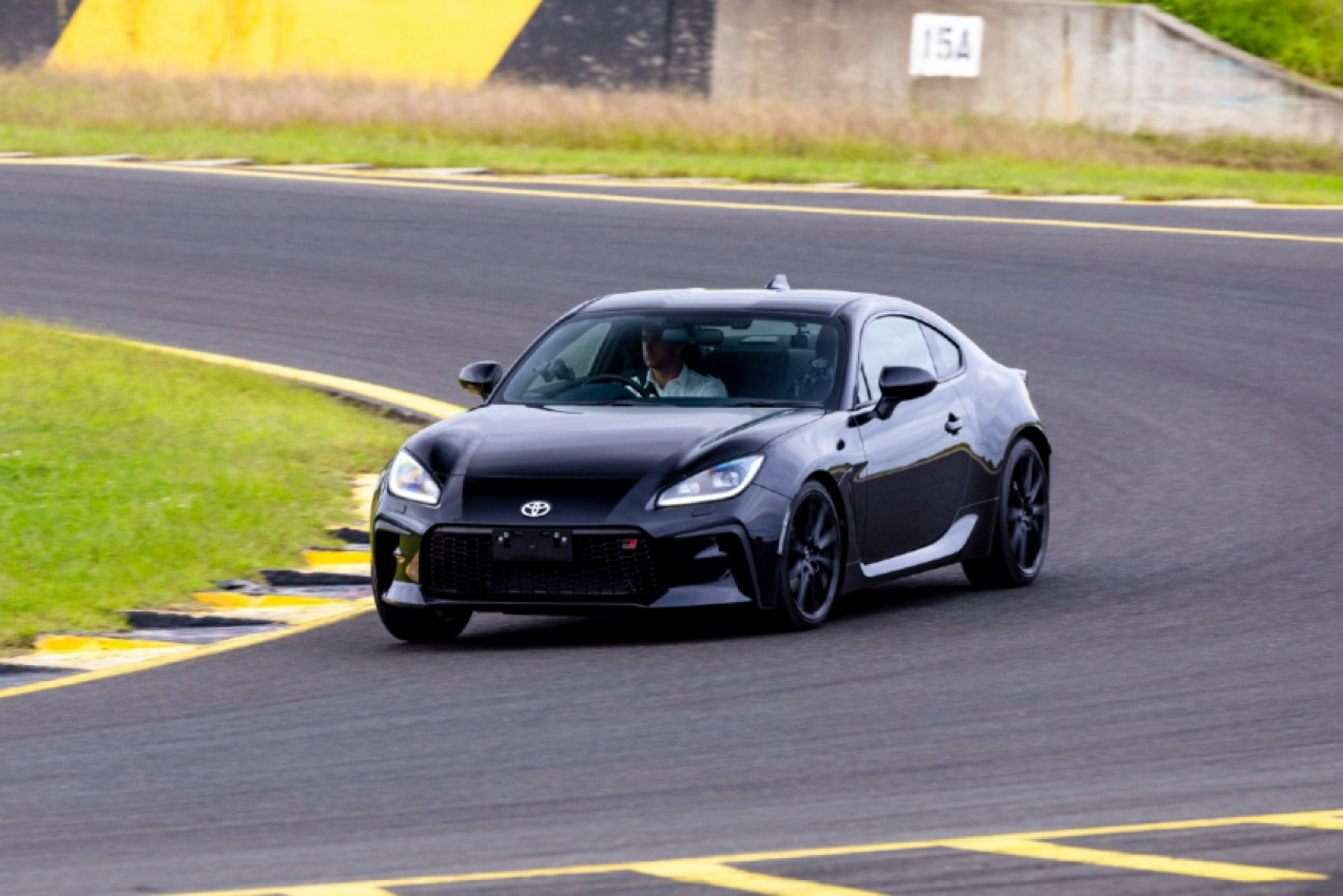 autos, cars, toyota, track test: 2022 toyota gr86 review