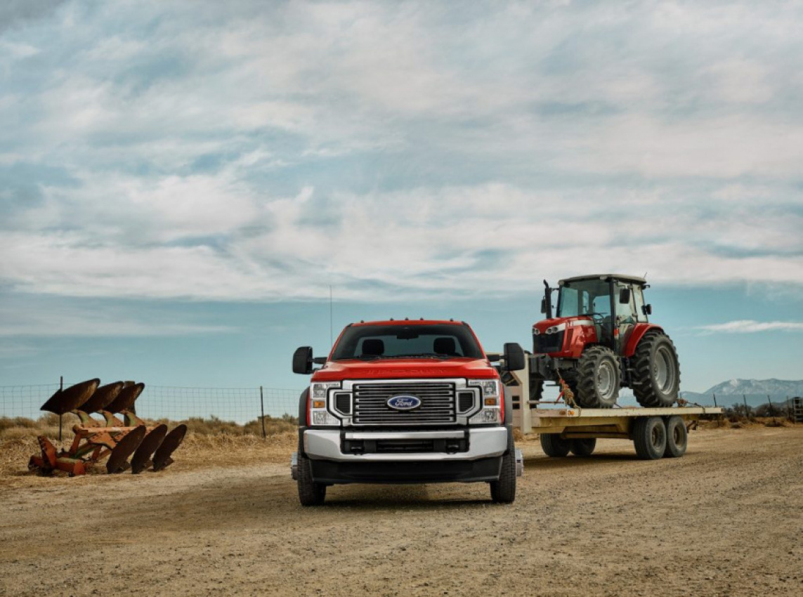 autos, cars, ford, trucks, ‘high demand’ for trucks forces ford to stop delivering super duty trucks
